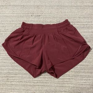 LULULEMON Hotty Hot LR Short 2.5” *Lined